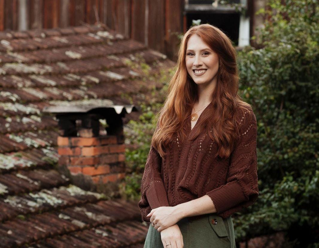 Moradora de Criúva, Júlia Vacchi é candidata a soberana da Festa Nacional da Uva 2026
