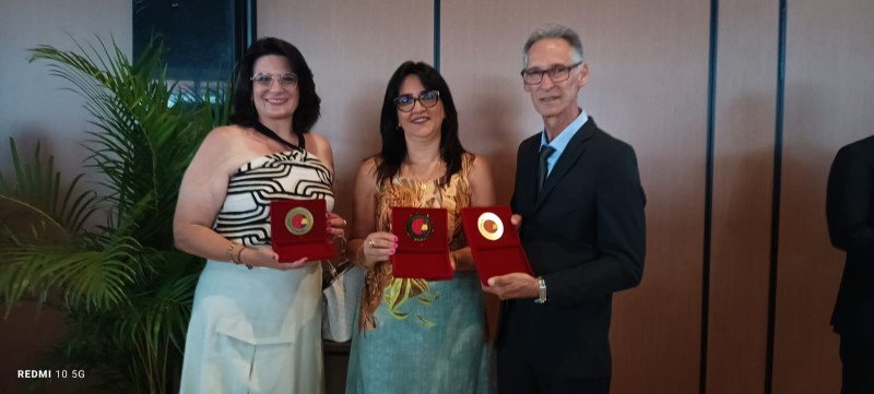 Campestre da Serra recebe selo ouro do Compromisso Nacional Criança Alfabetizada